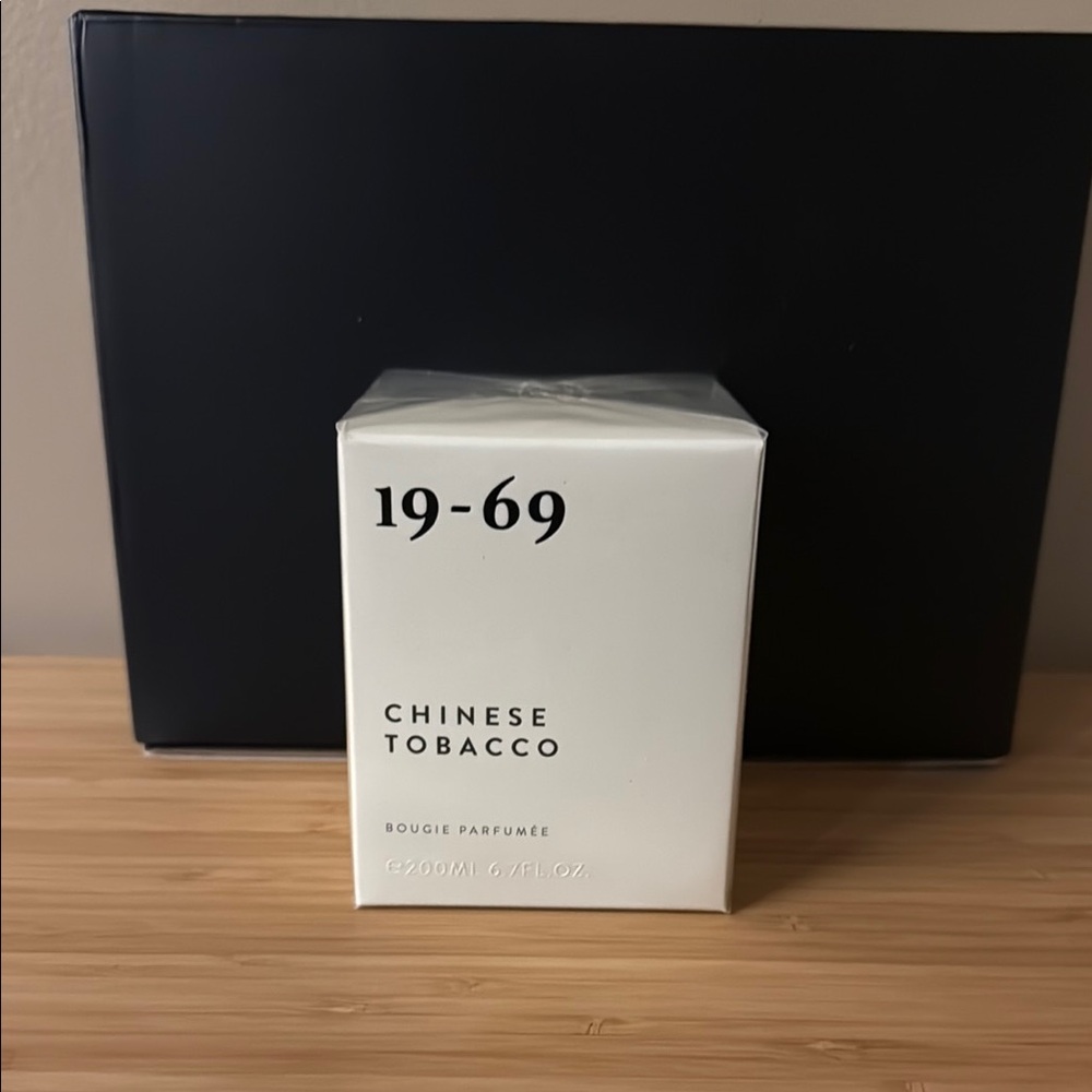 19-69 Fragrance Candle